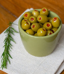 AZEITONA VERDE C/ PIM. DOY PACK 100G(24)