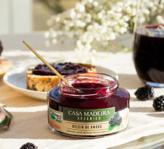GELEIA ORGÂNICA AMORA C/ PEDAÇOS 240G