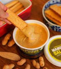 PASTA DE AMEND. SALG. ERVAS FINAS 220G