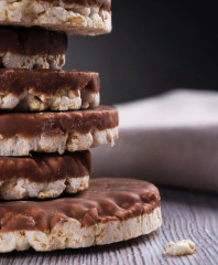 BISCOITO DE ARROZ INTEGRAL COM CHOCOLA
